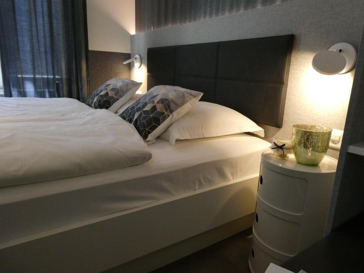 Central & Elegant Apartments,Partially With Fireplace, By Zermatt Rental المظهر الخارجي الصورة