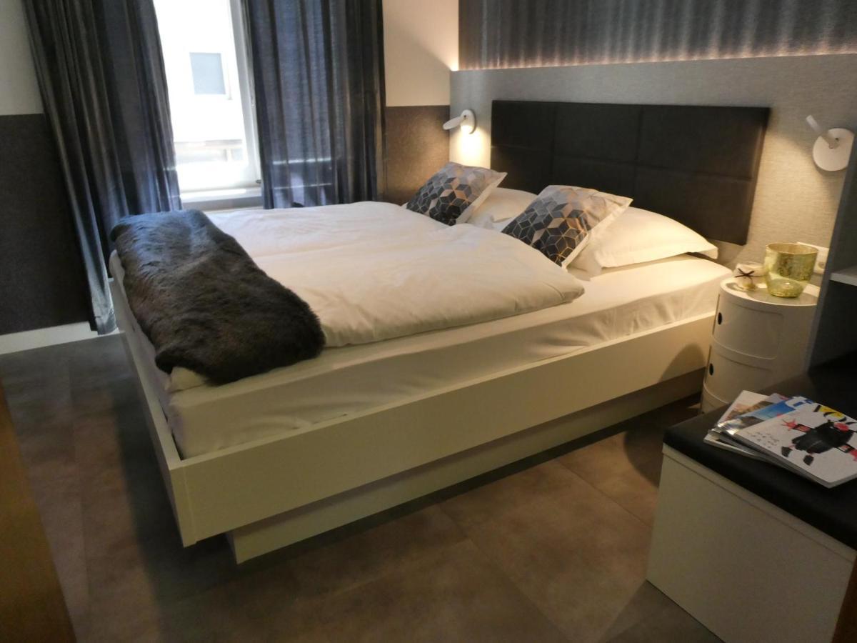 Central & Elegant Apartments,Partially With Fireplace, By Zermatt Rental المظهر الخارجي الصورة