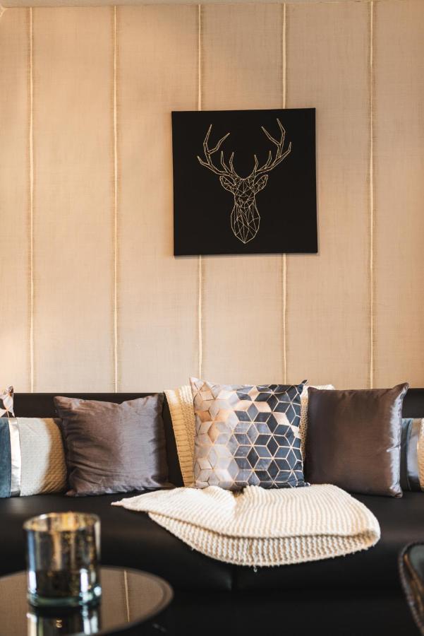 Central & Elegant Apartments,Partially With Fireplace, By Zermatt Rental المظهر الخارجي الصورة