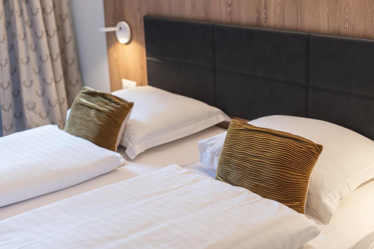 Central & Elegant Apartments,Partially With Fireplace, By Zermatt Rental المظهر الخارجي الصورة