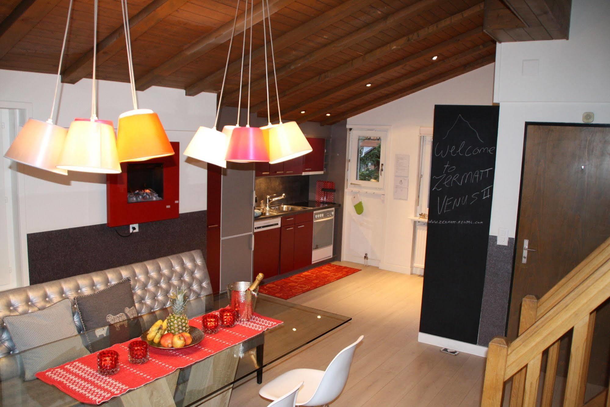Central & Elegant Apartments,Partially With Fireplace, By Zermatt Rental المظهر الخارجي الصورة